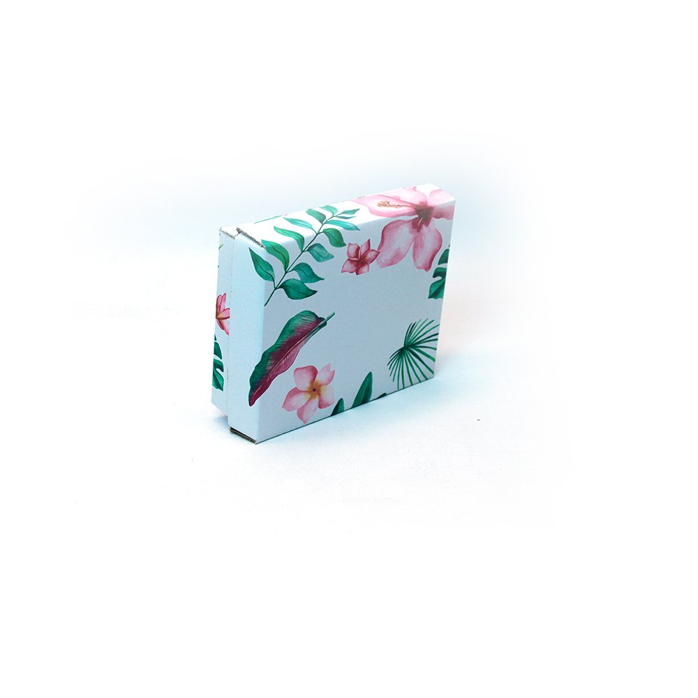 20x16x6 cm Çiçekli Hediye Kutusu