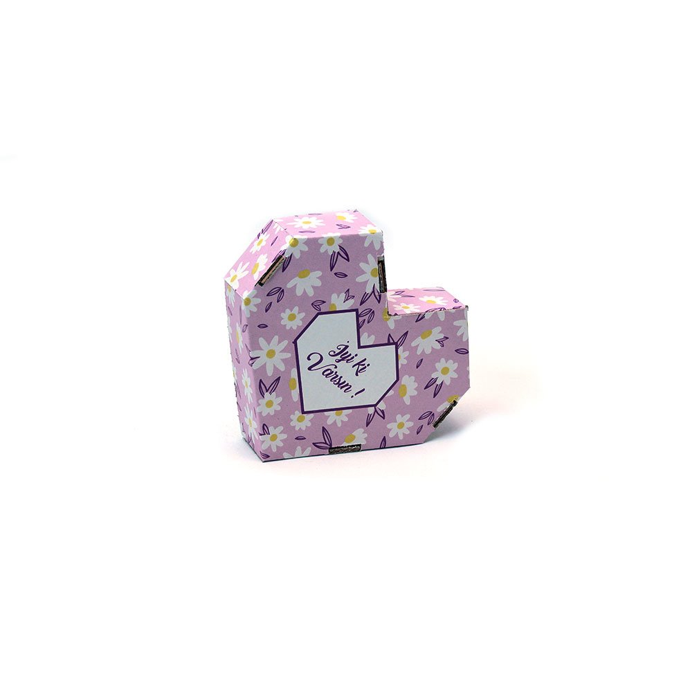 17x16,5x5 cm Kalpli Dilekli Hediye Kutusu